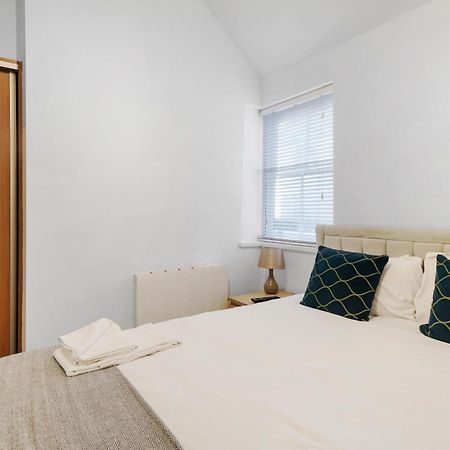 Apt 4, Soho Apartments 2Nd Floor By Indigo Flats London Bagian luar foto