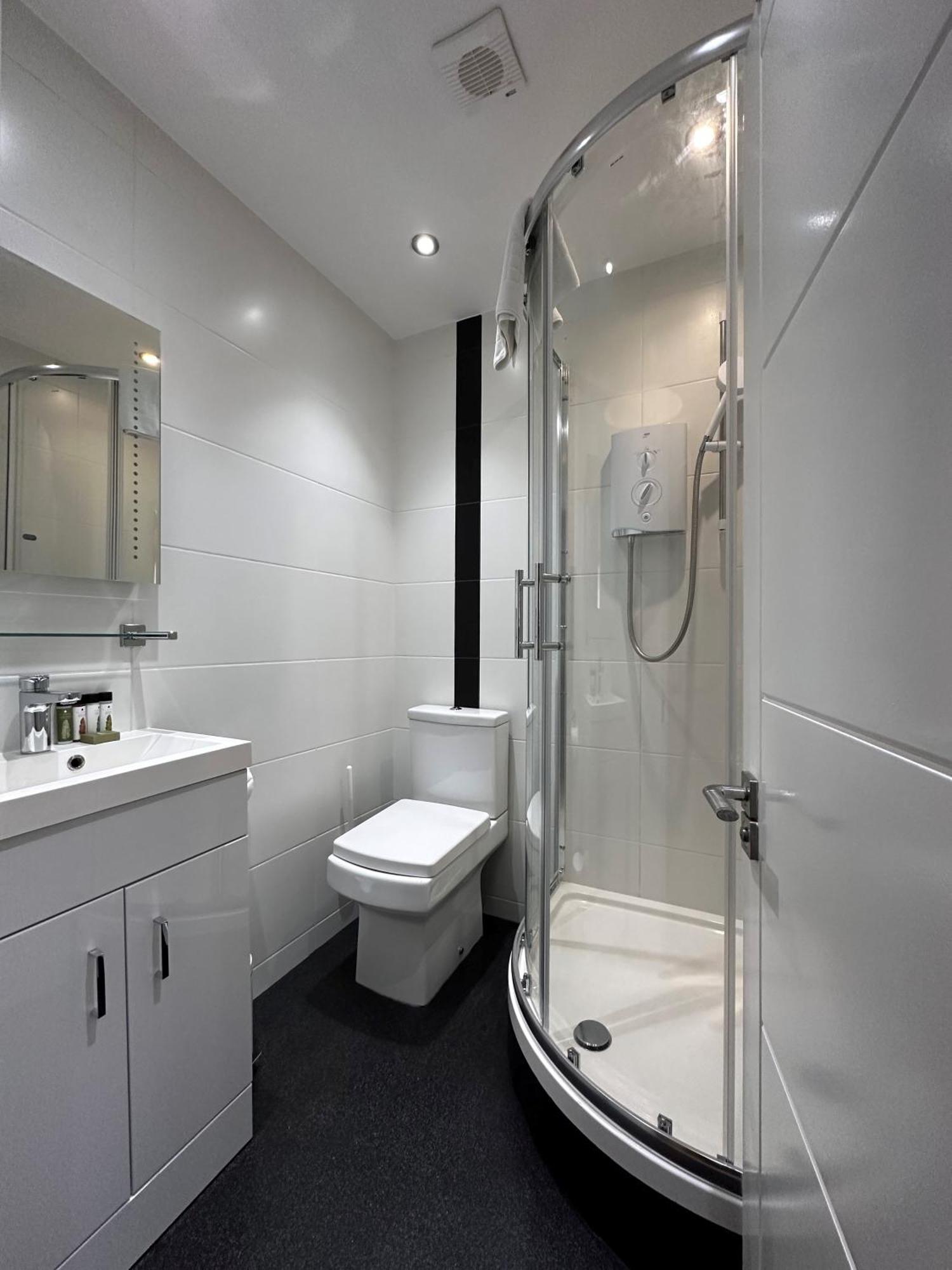 Apt 4, Soho Apartments 2Nd Floor By Indigo Flats London Bagian luar foto